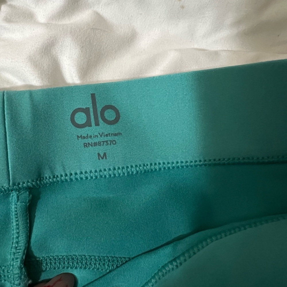 Alo high waist 4 pocket utility legging - Picture 2 of 4